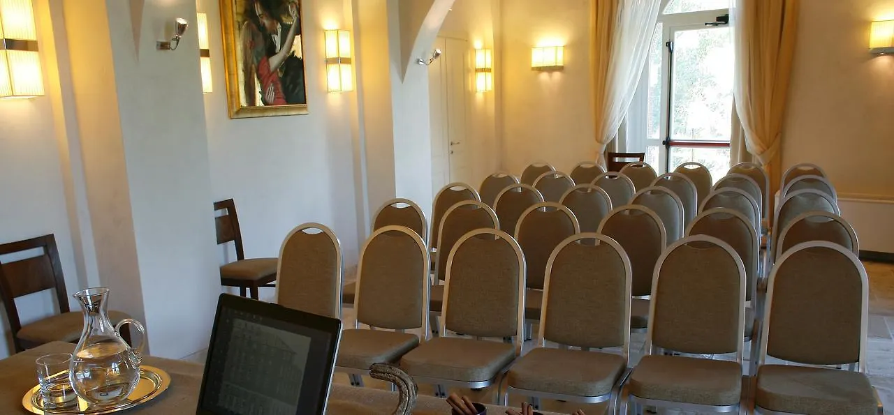 Lhp Hotel צ'רטאלדו